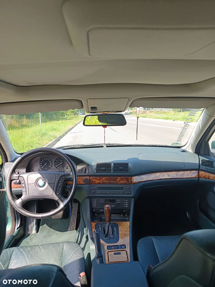 BMW Seria 5 - 15