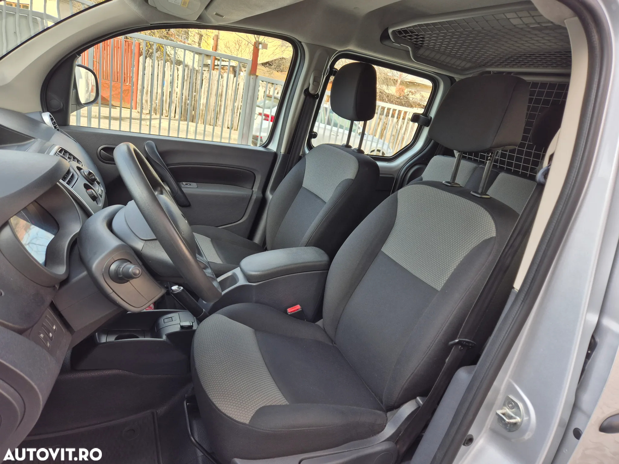 Renault Kangoo dCi 110 FAP Start & Stop Grand - 15