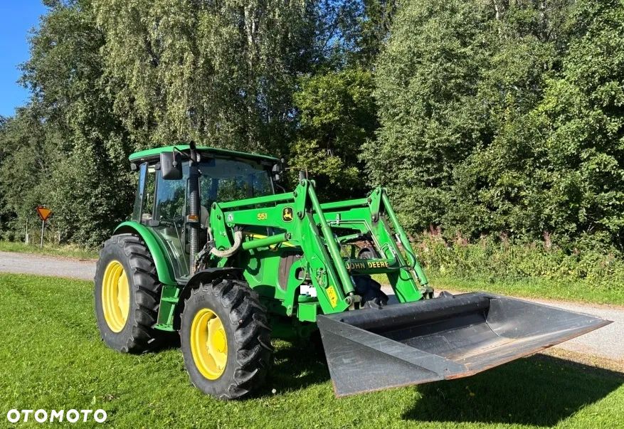 John Deere 5820 , rok 2005 , ideal stan - 1