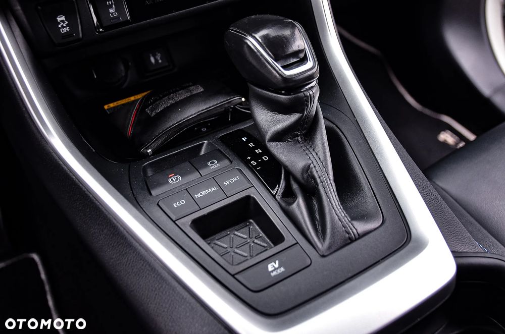 Toyota RAV4 2.5 Hybrid Black Edition by JBL 4x2 - 35