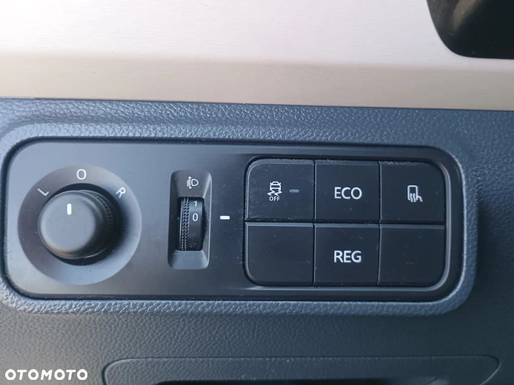 Maxus E-DELIVER 3 - 16