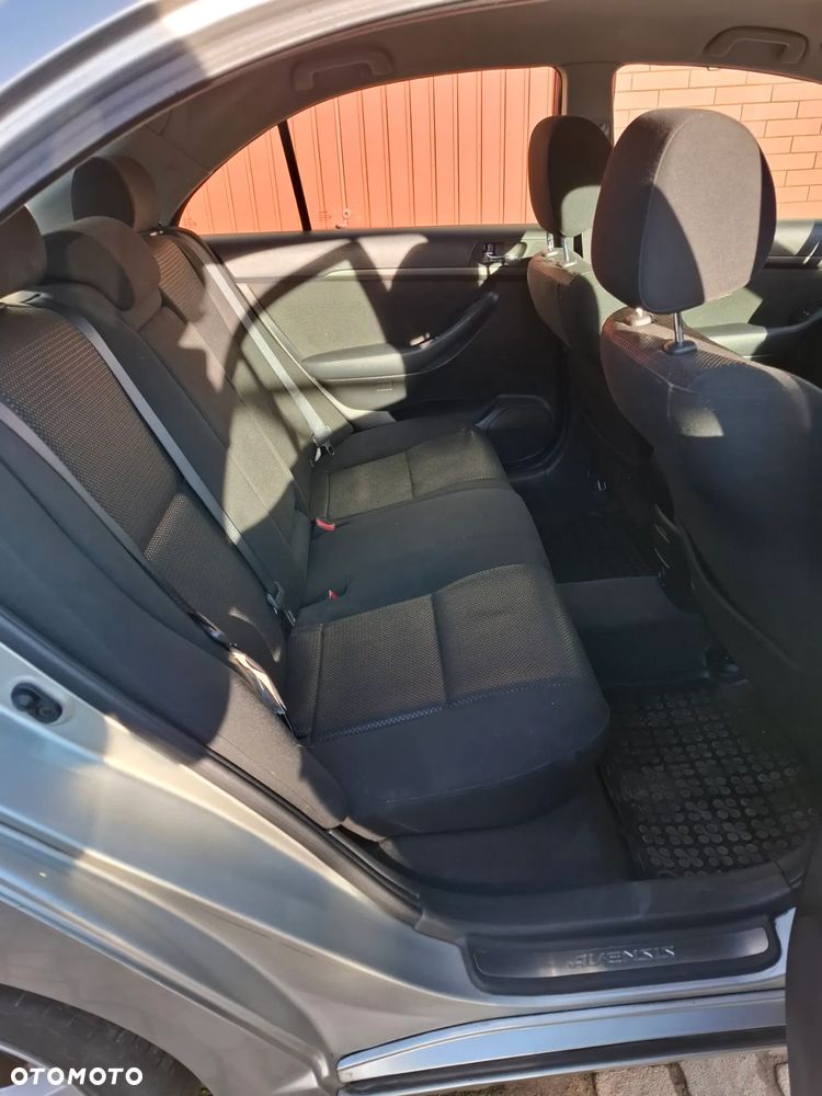 Toyota Avensis 2.0 D-4D Luna - 15