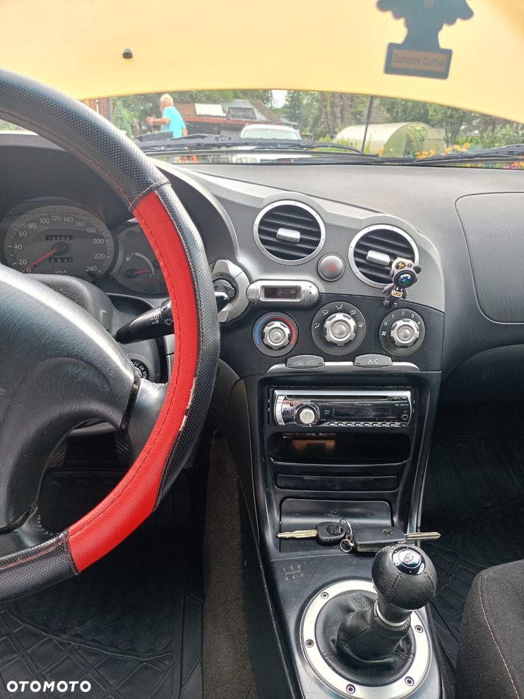 Hyundai Coupe 1.6 Base - 13