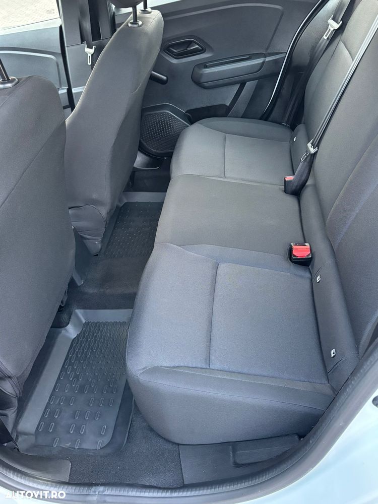 Dacia Logan TCe 90 Essential - 18