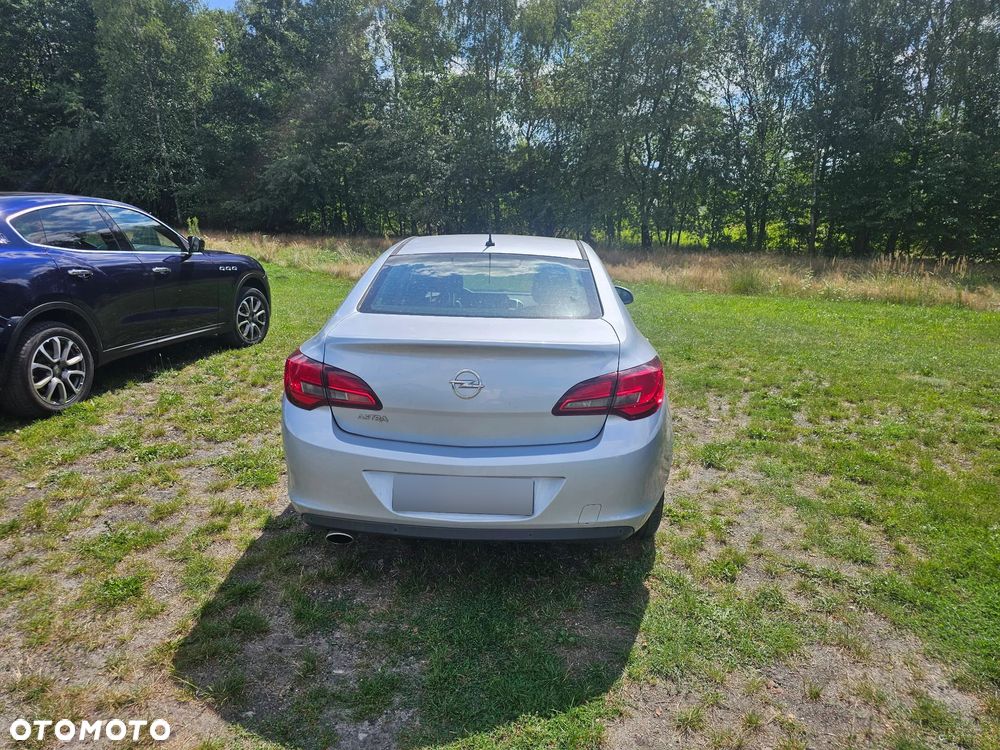 Opel Astra 1.4 T EU6 - 5