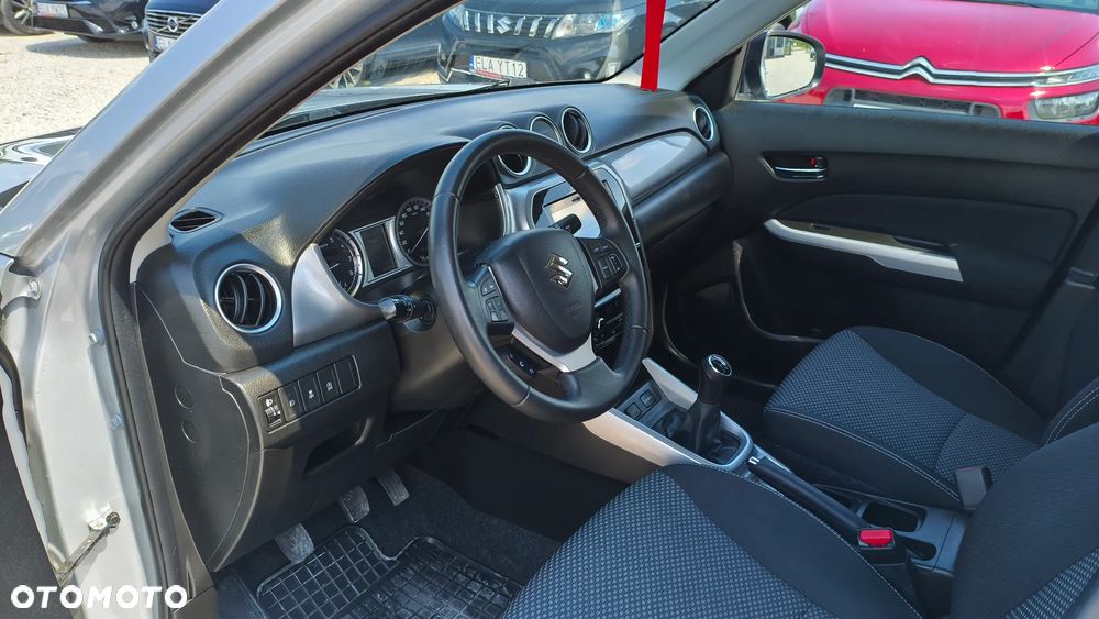 Suzuki Vitara 1.6 (4x2) Comfort - 18