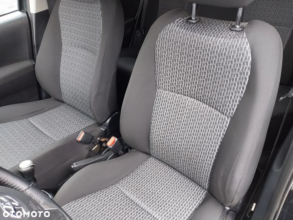Toyota Yaris 1.0 VVT-i Sol - 15