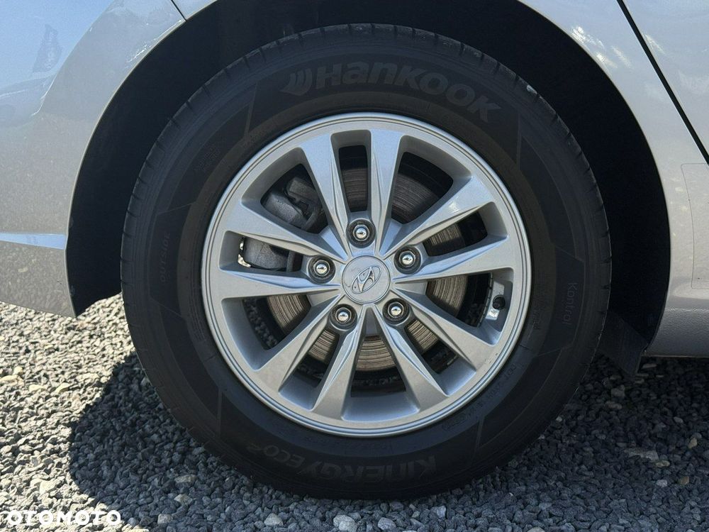 Hyundai i30 1.5 DPI Classic + - 35