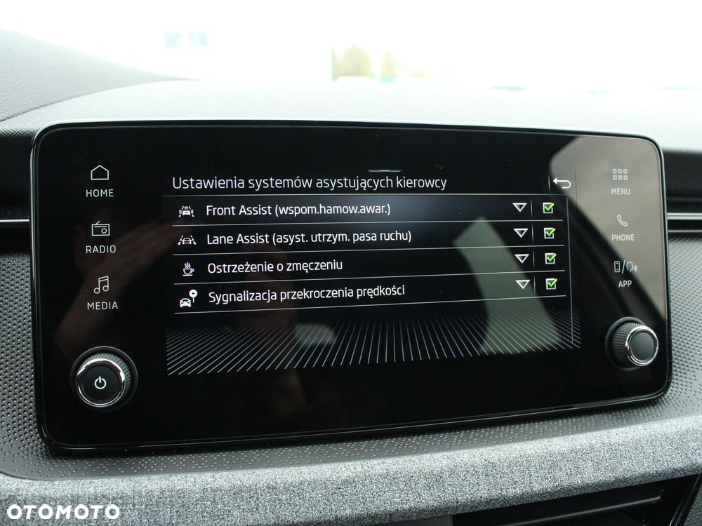 Skoda Scala 1.0 TSI Selection DSG - 28