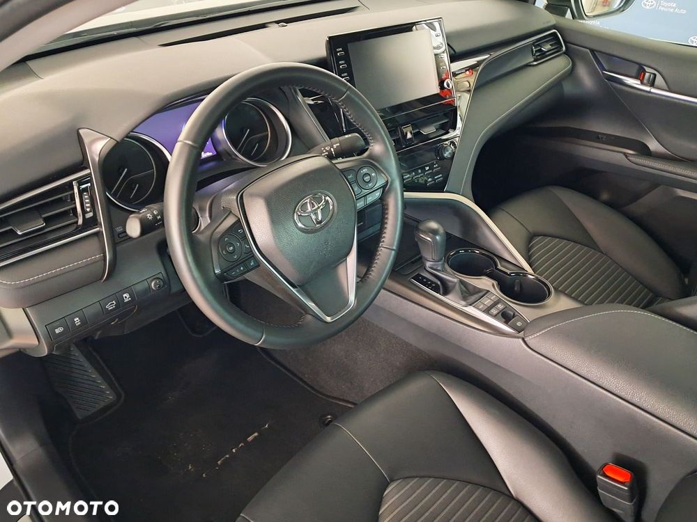 Toyota Camry 2.5 Hybrid Prestige CVT - 6