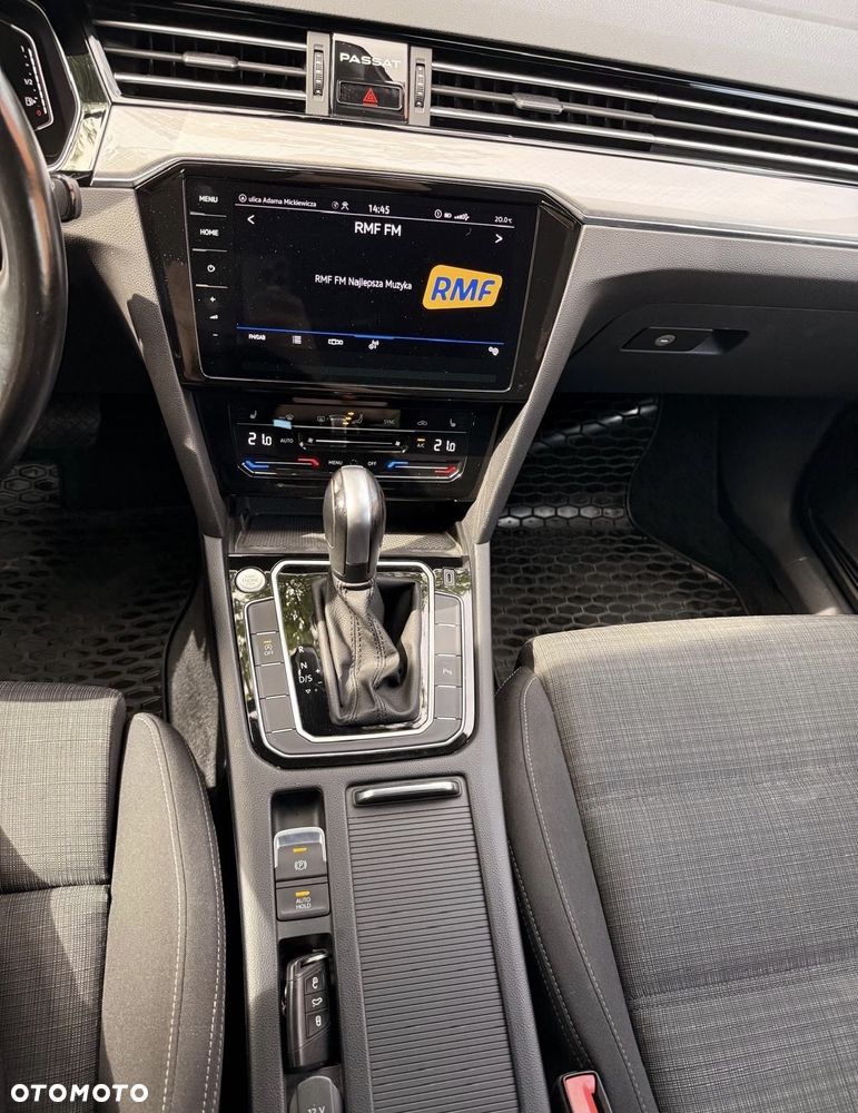 Volkswagen Passat 2.0 TDI EVO Business DSG - 19