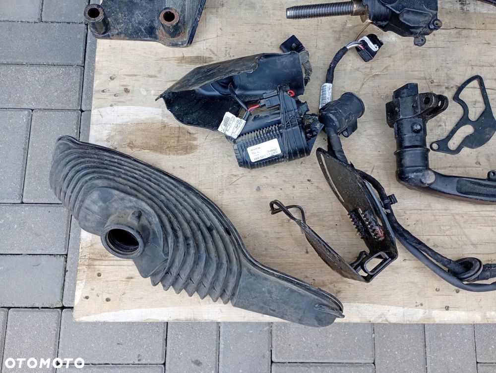 hak holowniczy wiązka audi q7 4m 4M0803881C 4M0971124K - 2