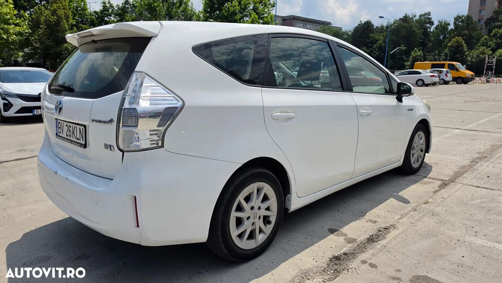 Toyota Prius+ - 13