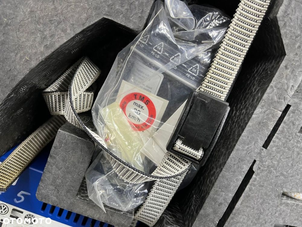 Wkład koła zapasowego VW Golf V Audi a3 8p kompresor winda klucz ucho bagażnika zestaw narzędzi - 3