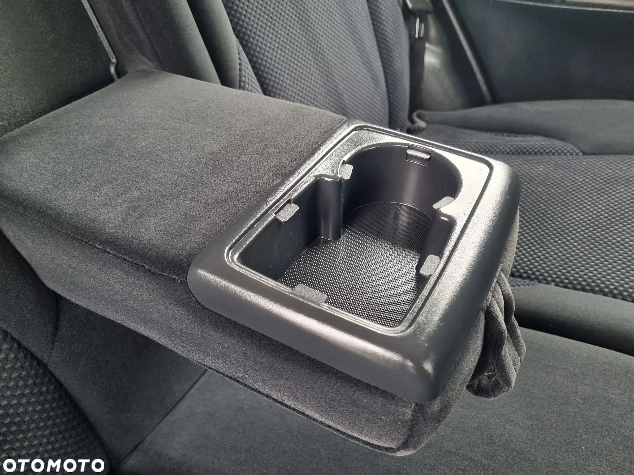 Hyundai Tucson 2.0 Comfort 2WD - 22