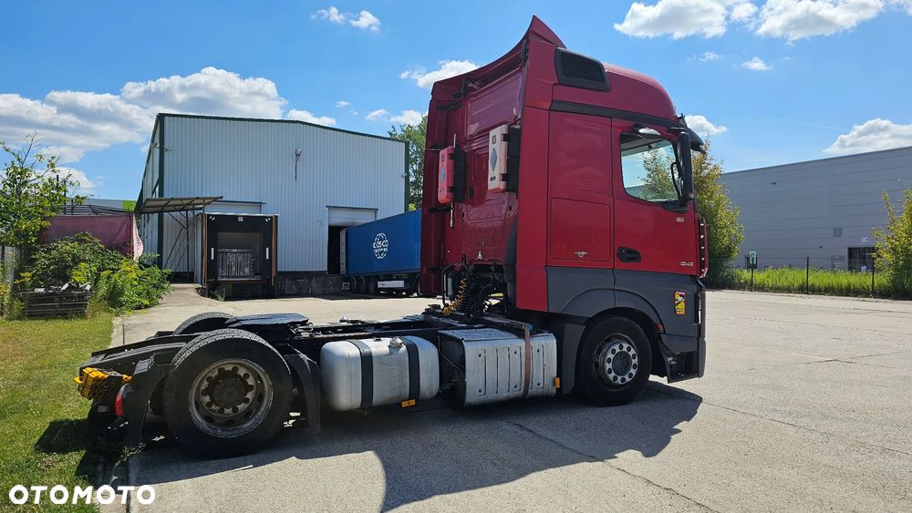 Mercedes-Benz Actros - 14