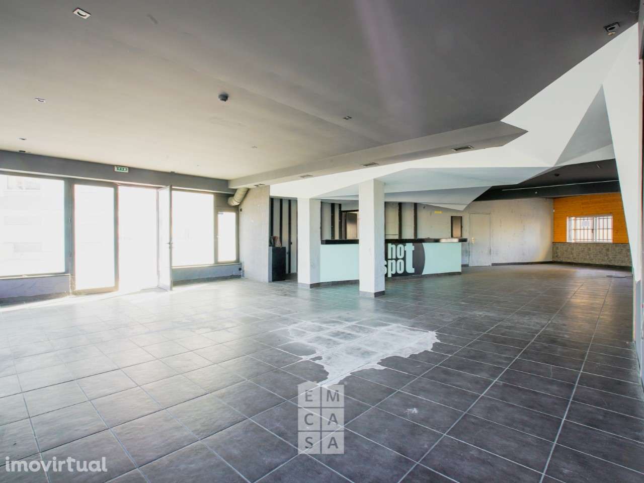 Loja  Venda em Oliveira de Azeméis, Santiago de Riba-Ul, Ul, Macinhata - Grande imagem: 3/21