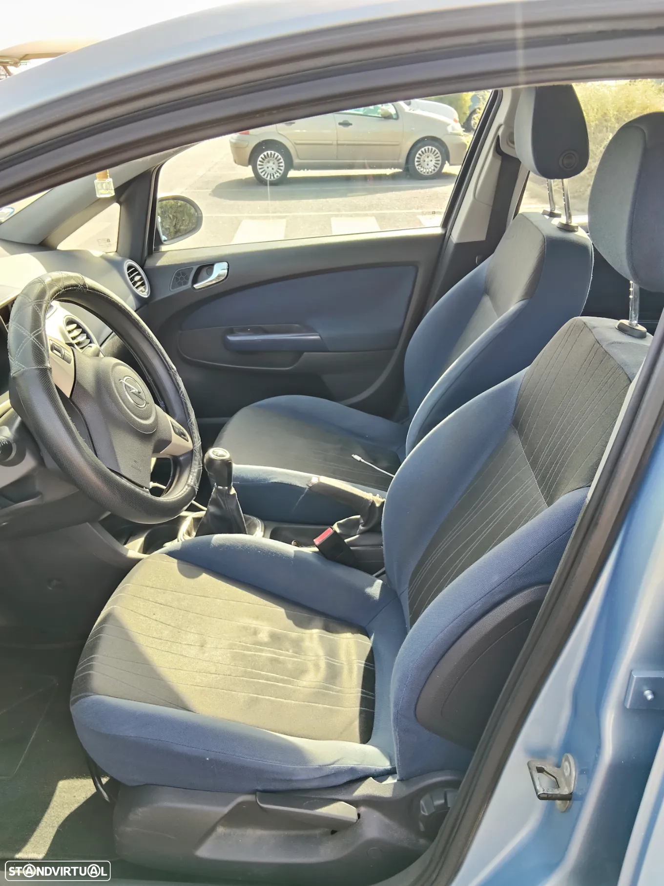 Opel Corsa 1.3 CDTi Enjoy EcoFLEX - 9