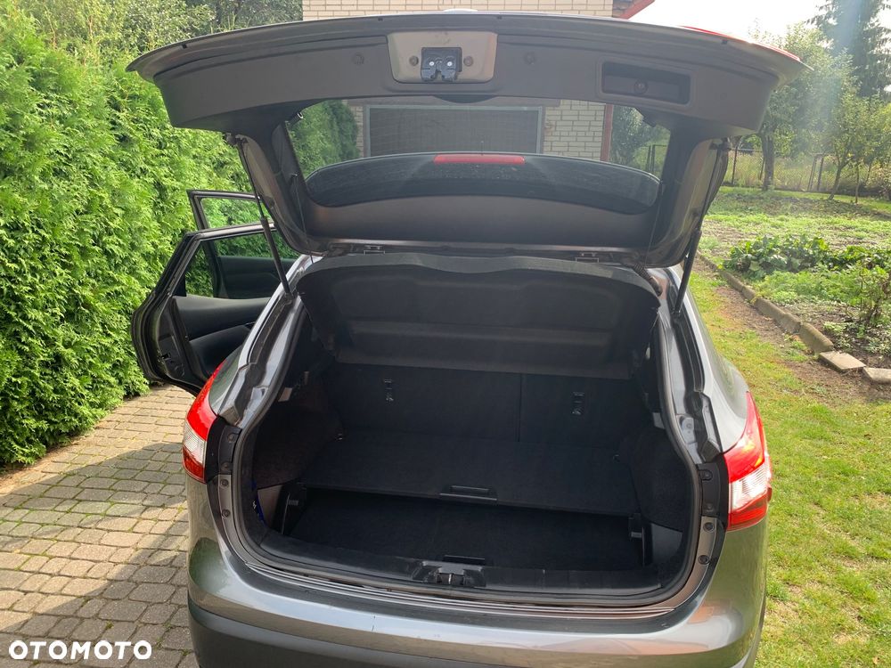 Nissan Qashqai 1.6 DCi ALL-MODE 4x4i N-Connecta - 6