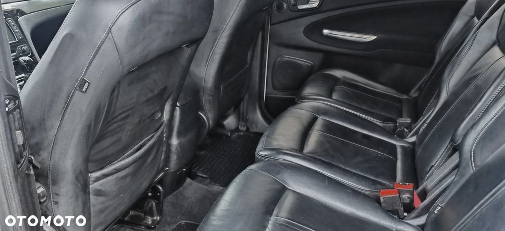 Ford S-Max 2.0 FF Titanium - 11