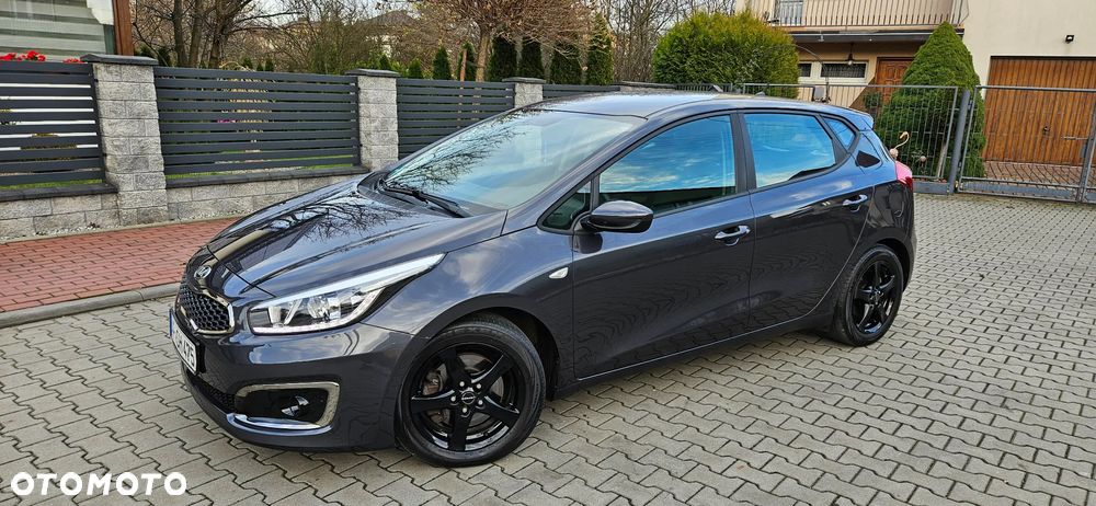 Kia Ceed 1.4 CVVT Dream Team Edition - 7