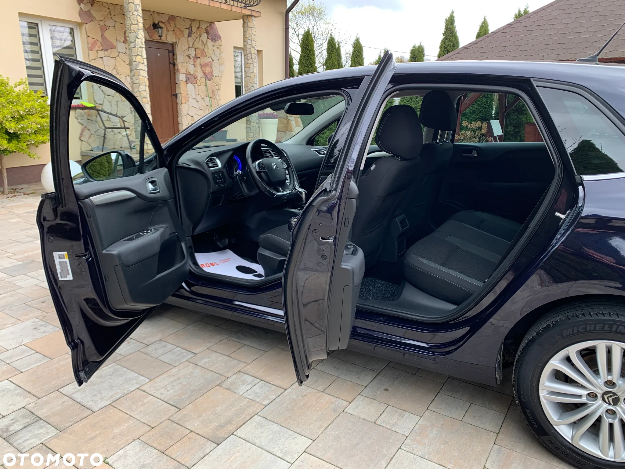 Citroën C4 BlueHDi 120 Stop&Start EAT6 Shine - 12