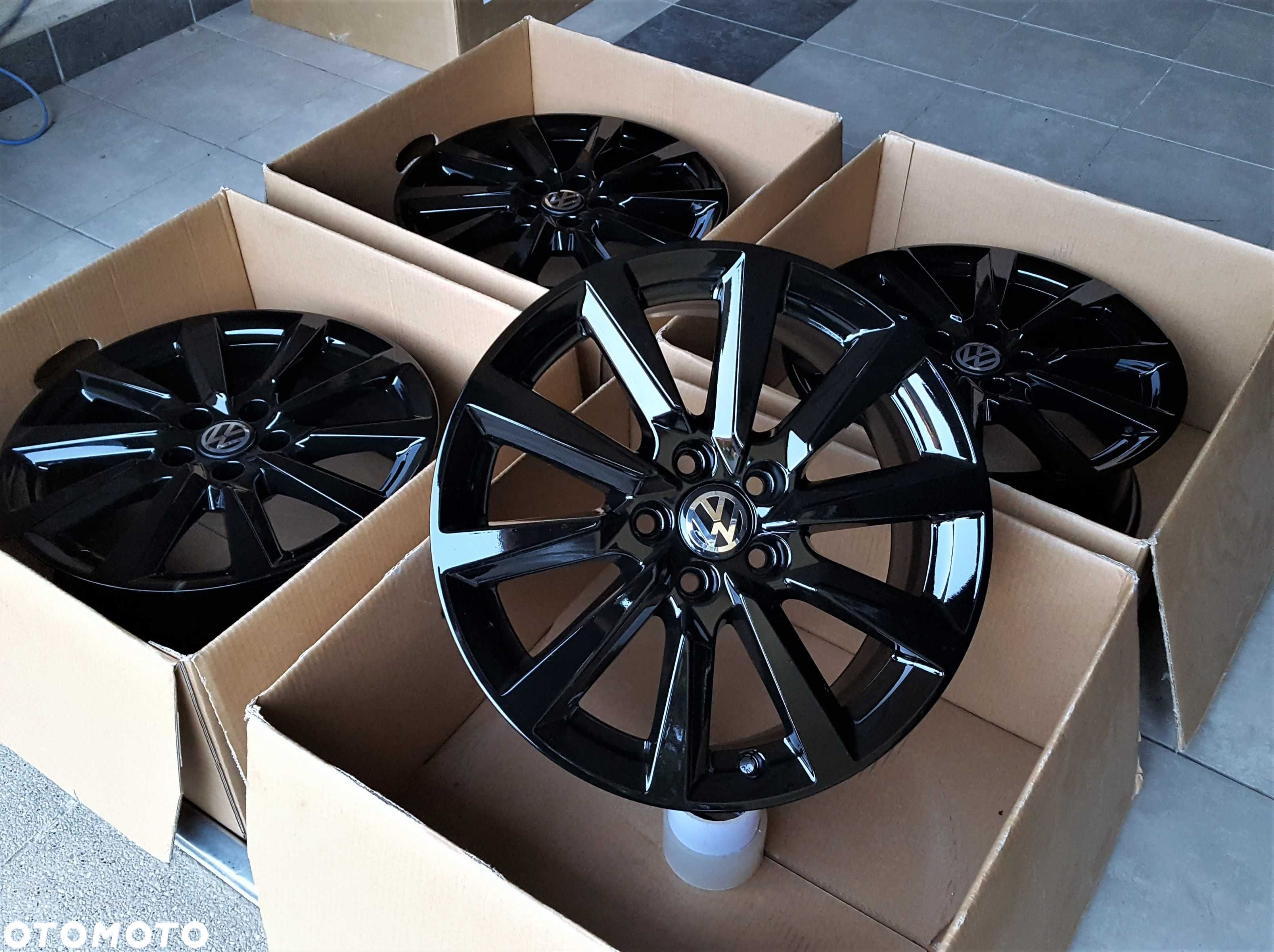 Alufelgi 16 5x100 VW T-Cross Polo Taigo Golf IV New Beetle Czarne 480# - 3