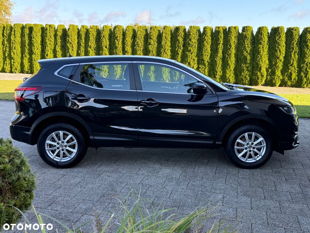 Nissan Qashqai 1.2 DIG-T N-Vision - 23