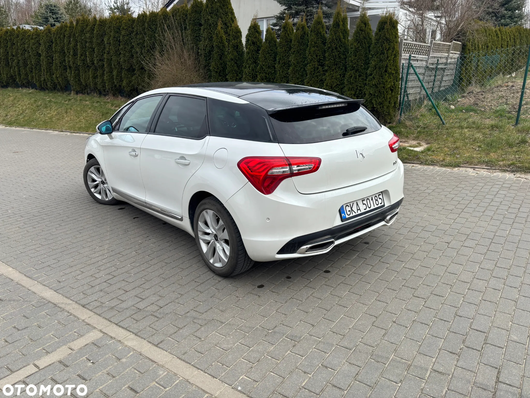 DS Automobiles DS 5 - 5