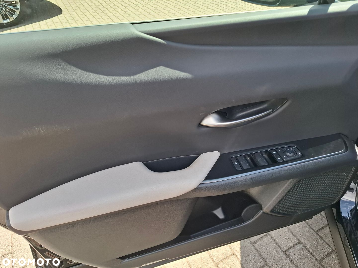 Lexus UX - 13