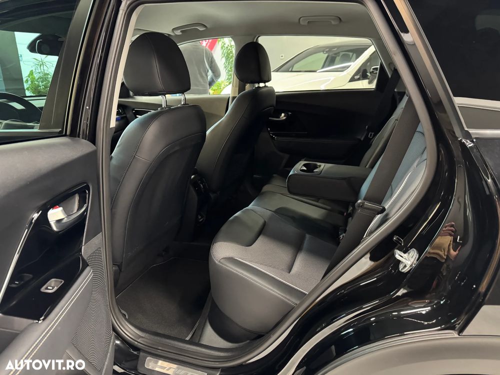 Kia Niro e-Niro 100 kW Vision - 8