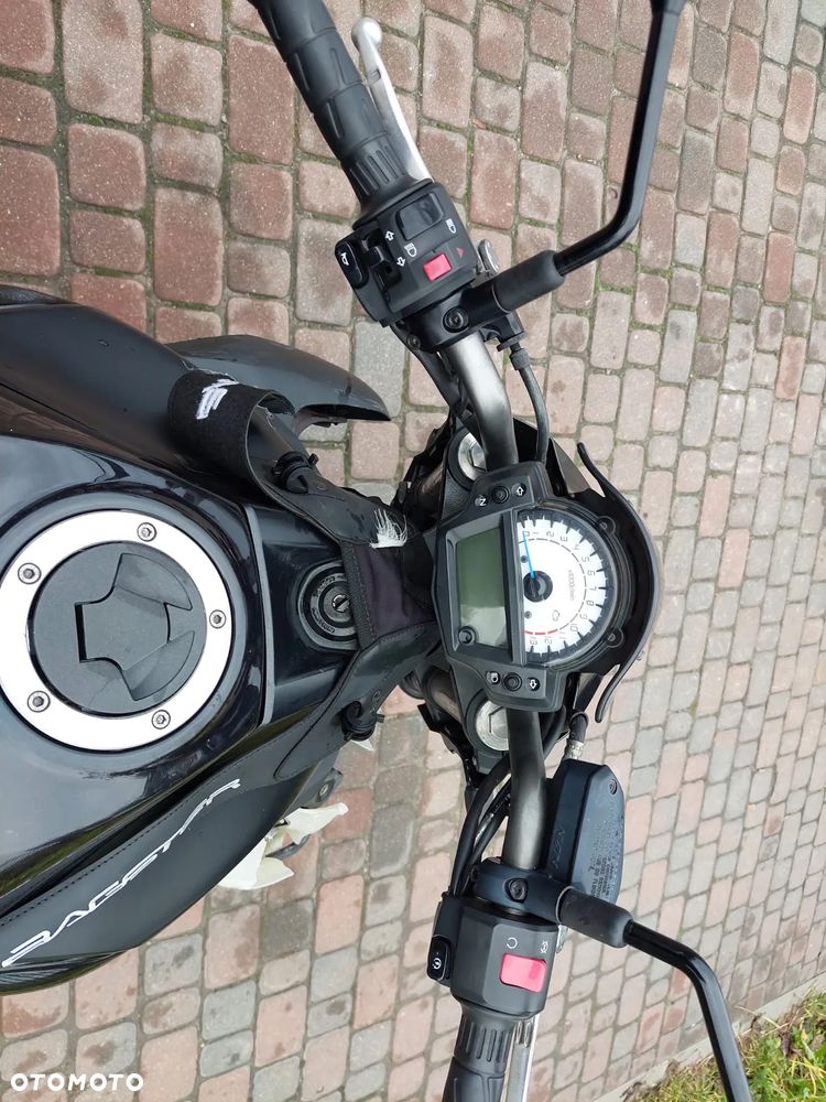 Kawasaki ER - 9