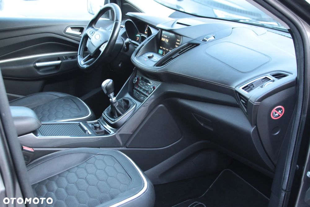 Ford Kuga 2.0 TDCi 2x4 Vignale - 16