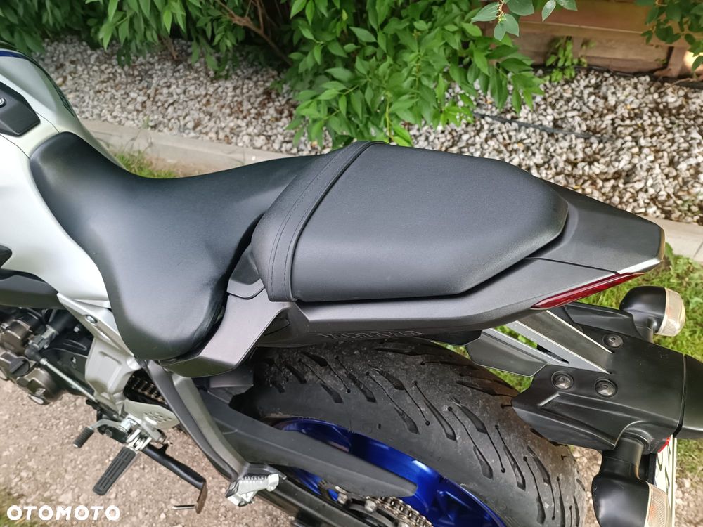 Yamaha MT - 12