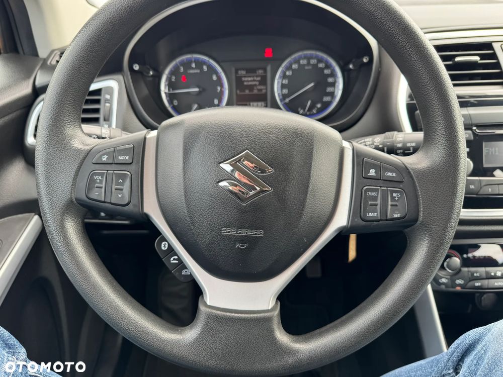 Suzuki SX4 S-Cross 1.4 SHVS Comfort Plus - 10