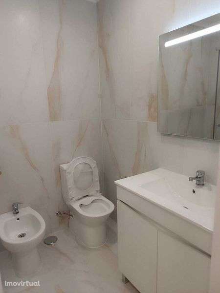 T2 totalmente remodelado,áreas, generosas - Grande imagem: 5/12