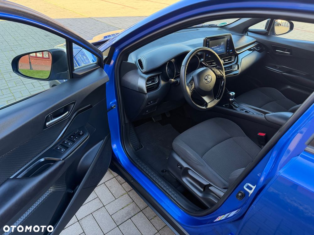 Toyota C-HR - 15