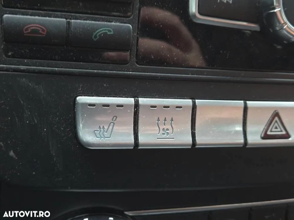 Mercedes-Benz C 180 CGI BlueEFFICIENCY Elegance - 24