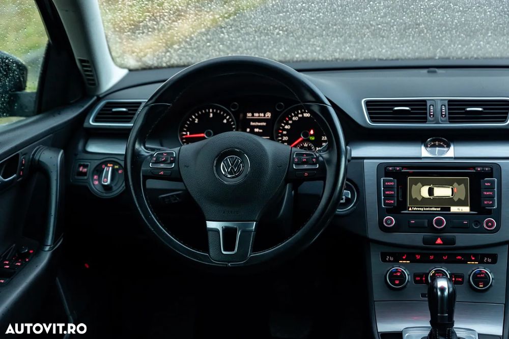 Volkswagen Passat 2.0 TDI DSG Highline - 21