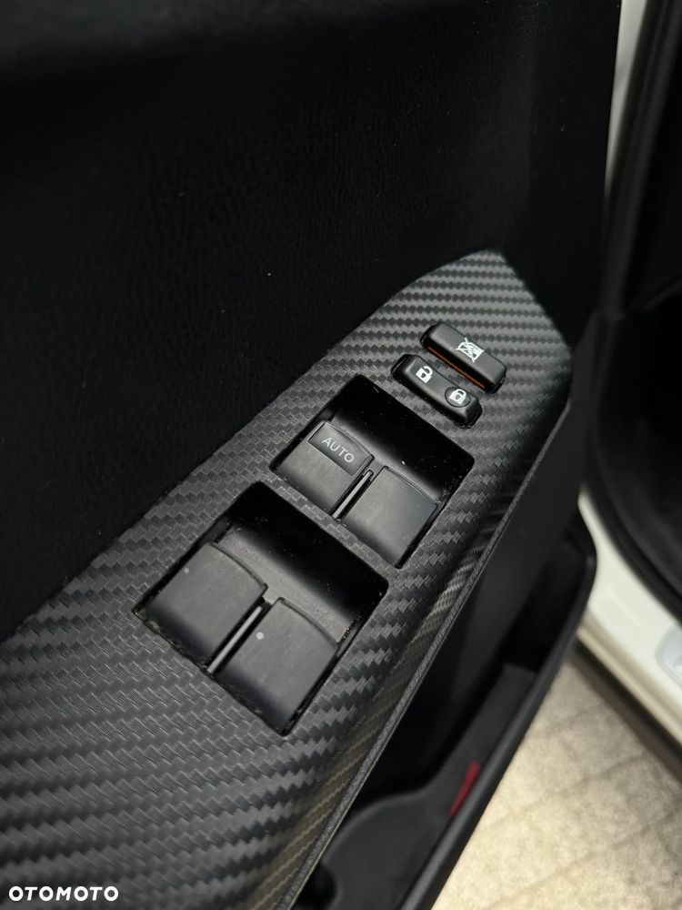 Toyota RAV4 2.0 Premium MS - 16