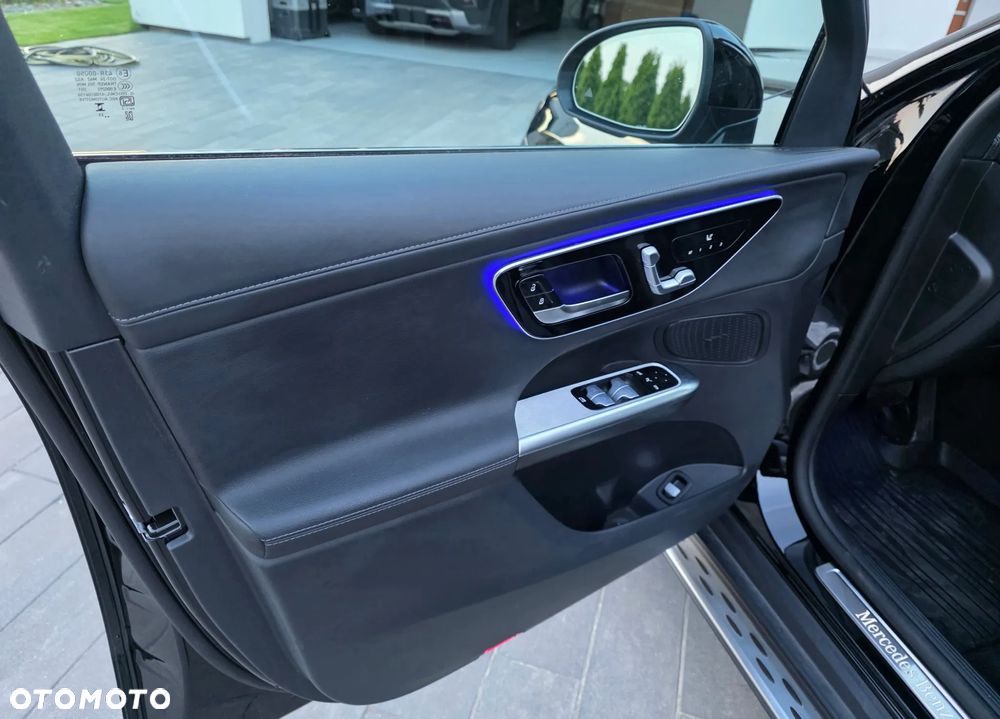 Mercedes-Benz GLC 300 mHEV 4-Matic AMG Line - 24