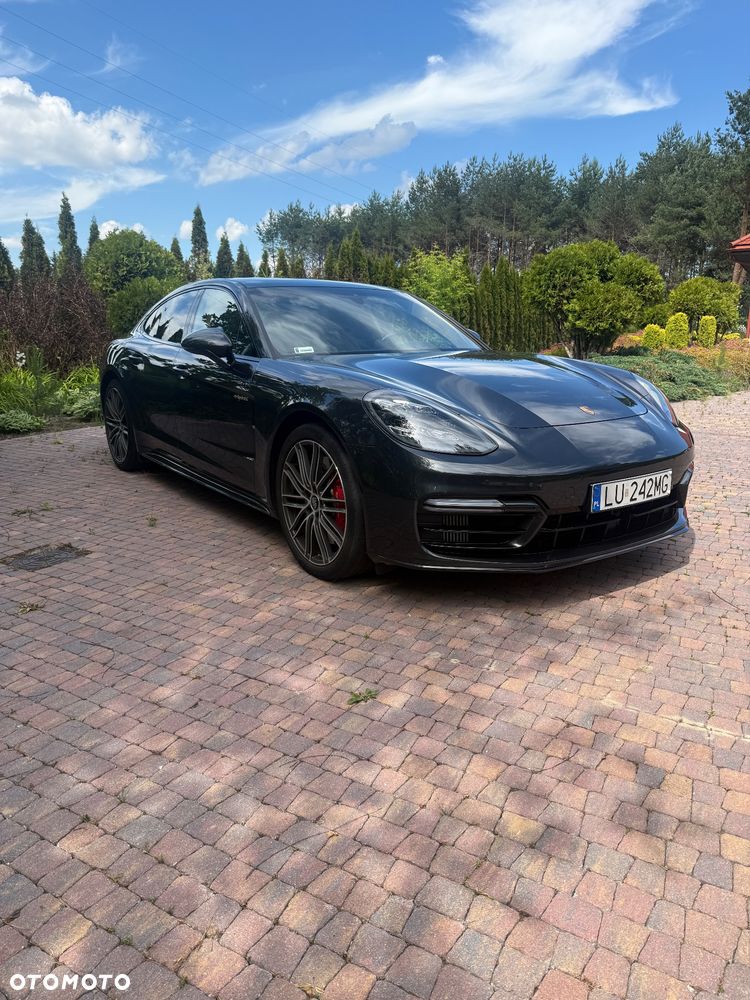 Porsche Panamera 4S Executive - 2