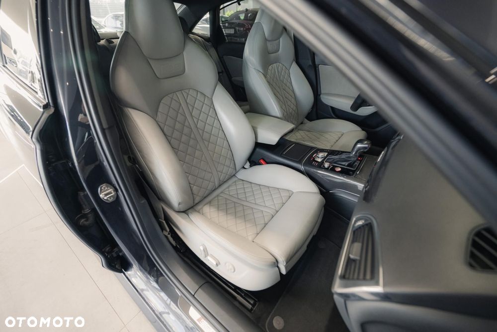 Audi S6 Limousine - 16
