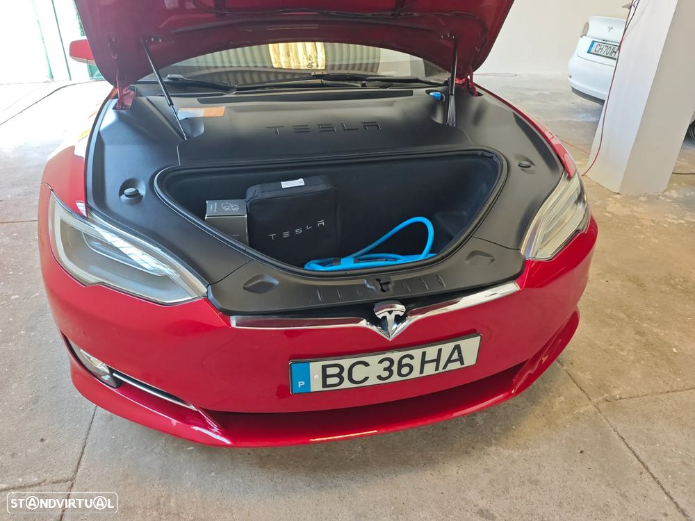 Tesla Model S 100D - 17