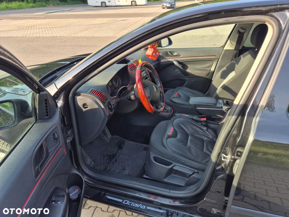 Skoda Octavia 1.6 Classic - 14