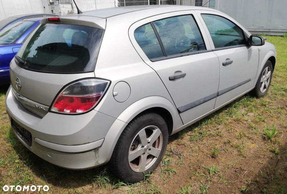 Opel Astra 1.4 NJoy - 3