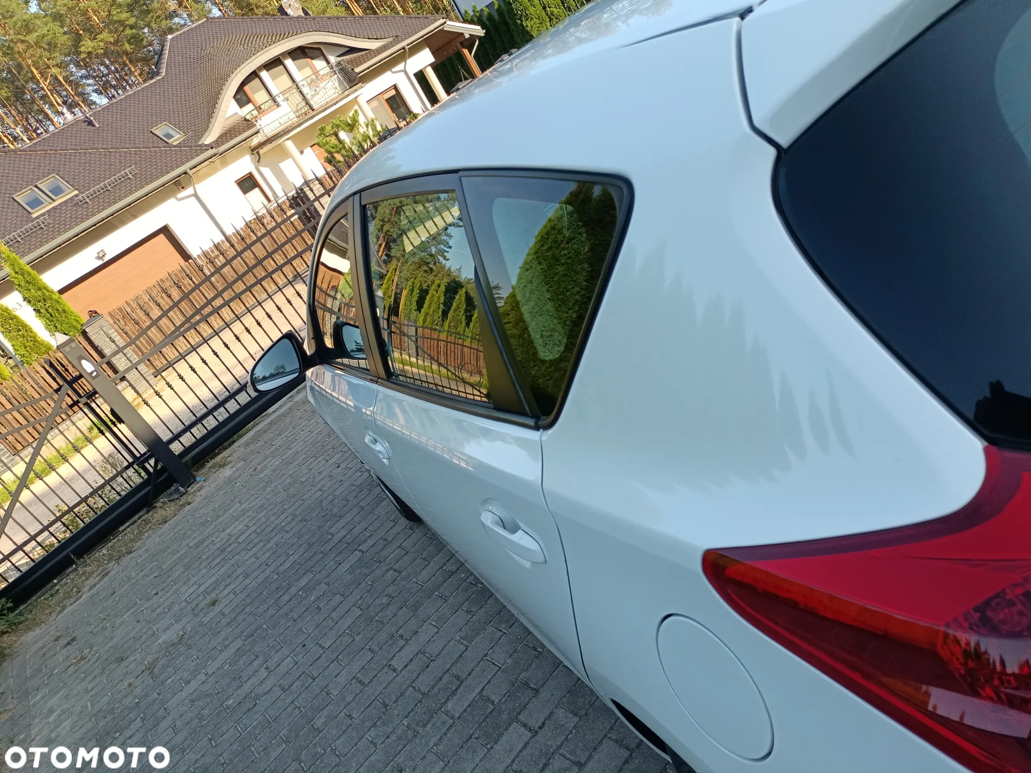 Toyota Auris 1.33 VVT-i Active - 18