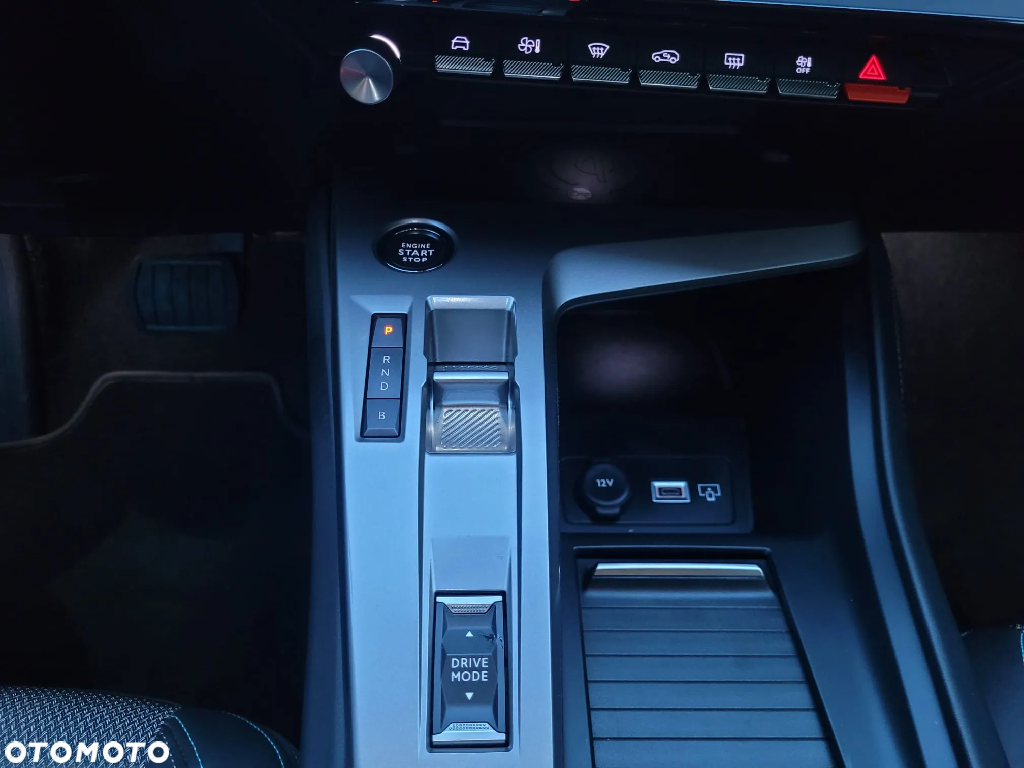 Peugeot 308 SW Plug-In Hybrid 225 e-EAT8 GT - 20