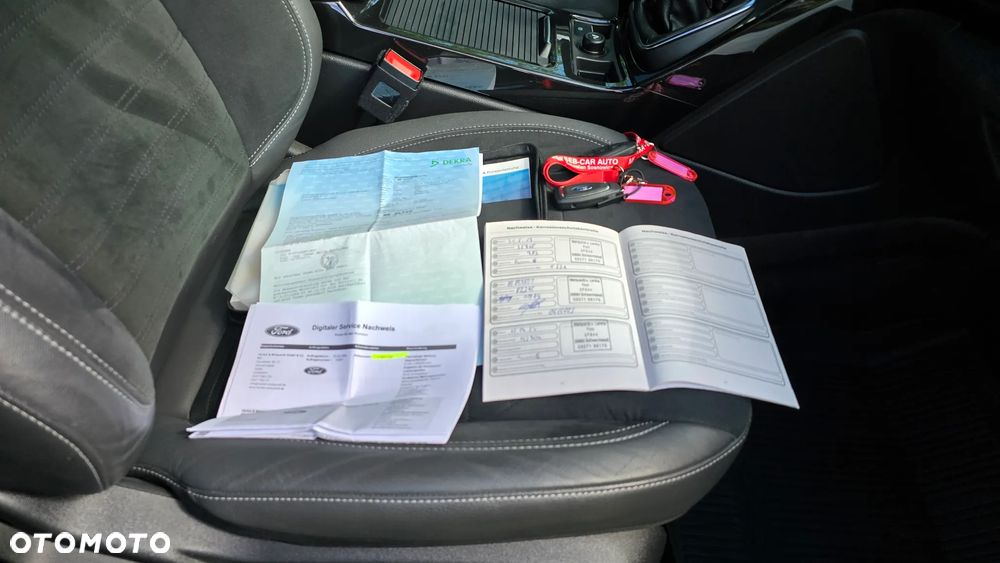 Ford Kuga 2.0 TDCi AWD ST-Line - 24