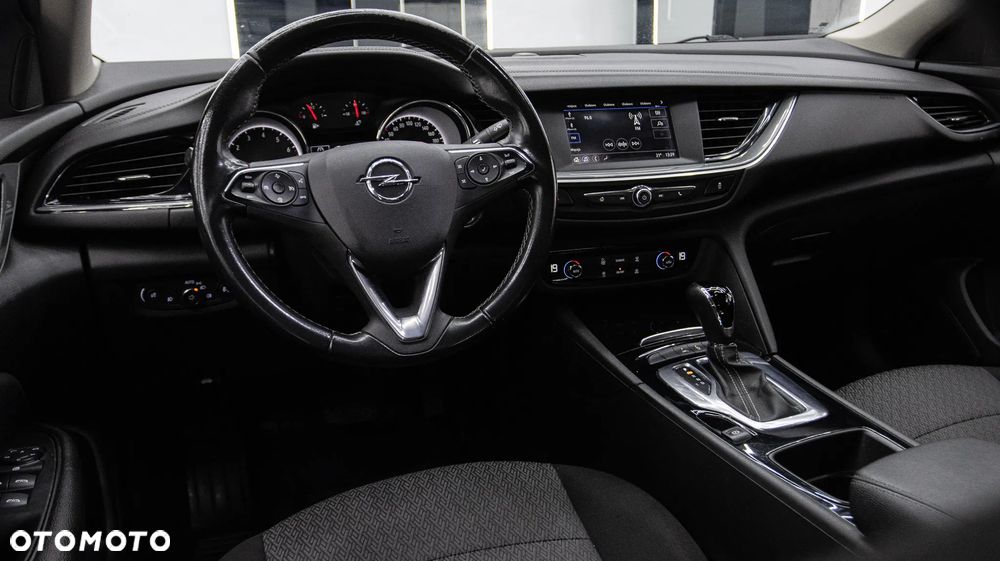 Opel Insignia 1.5 T Innovation S&S - 13